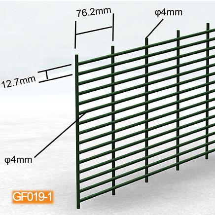 ความสูง 2.2 ม. ป้องกันการปีนรั้วรักษาความปลอดภัย 358 Pvc เคลือบสีเขียวด้วย H Type Post 1