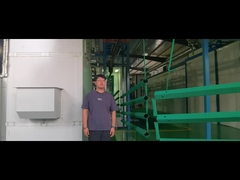 เสาเหลี่ยมกำลังพ่นสีฝุ่น