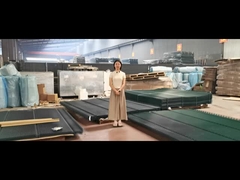 รั้วกันปีนสีเขียวถูกจัดส่งไปยังคองโก