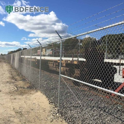 6 9 10 Gauge Cyclone Wire Fence 4ft 5ft 6ft 7ft 8ft 10ft อุตสาหกรรม แกลวนิซส์ Chain Link Fences Roll