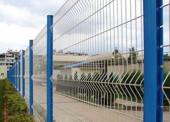 โรงงานผู้ผลิต Chain Link Farm Fencing Hot Dip Galvanized Roll 3d Welded Wire Mesh Fence Trellis พานลักษณะสวน