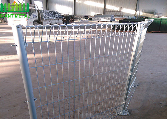 HGMT Triangle Bend BRC Roll Top Fence Panel เพื่อการป้องกัน