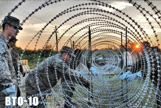 Anti Rust Concertina Wire แผงรั้วปศุสัตว์