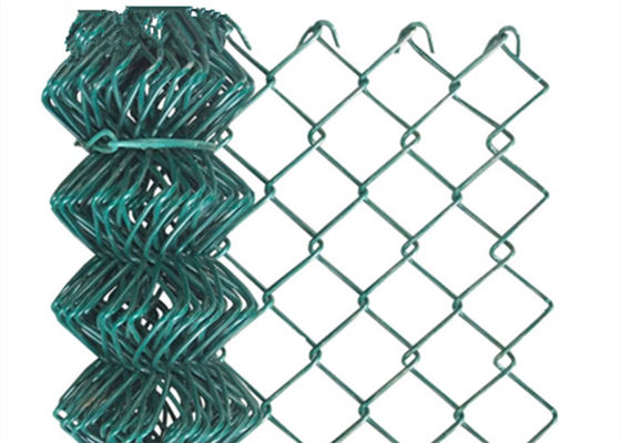 สนามเทนนิส แกลนไซด์ Chainlink Fence Roll Cyclone Wire Diamond Mesh สีดํา พีวีซีเคลือบ 6ft 8ft Mesh เปิด 50*50mm