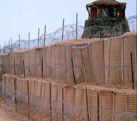 6mm Hesco Barrier Blast Wall ลวดเชื่อม Galfan 50 * 50 Mm Anti Erosion