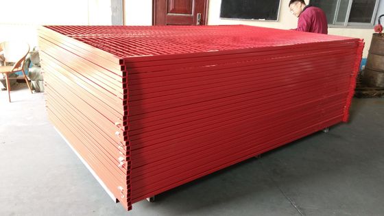 PVC แคนาดากระปุก แผ่นรั้วชั่วคราว ขายร้อน สระว่ายน้ํารั้ว รั้วชั่วคราว ประตูสําหรับแคนาดา